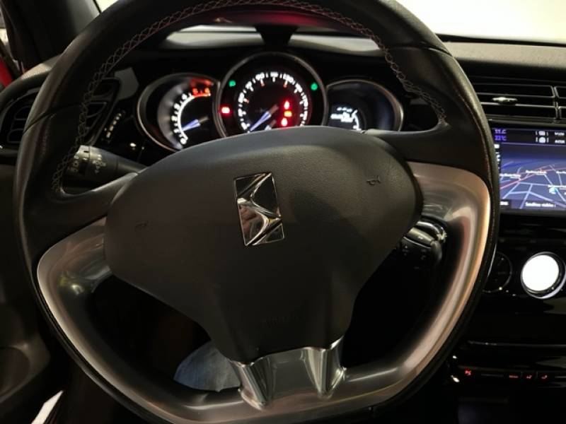 DS 3 (2) 1.6 BLUEHDI 100 S S SO CHIC